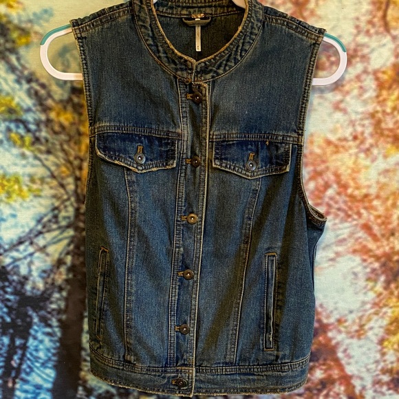 Free People Blue Denim Vest lace-up back like new - Picture 14 of 15